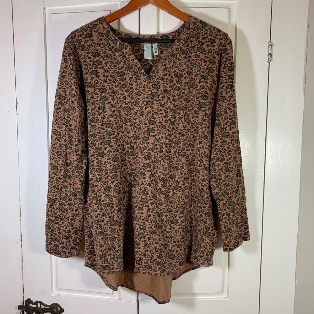 Aventura Women's‎ Brown Floral Print Long Sleeve V-Neck Organic Cotton Top